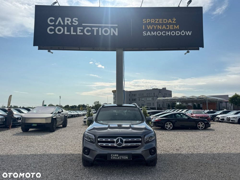 Mercedes-Benz GLB - 21
