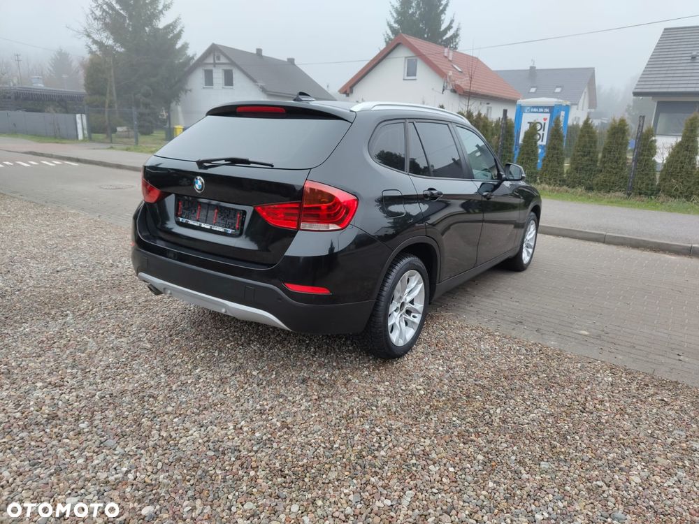 BMW X1 sDrive18d xLine - 19