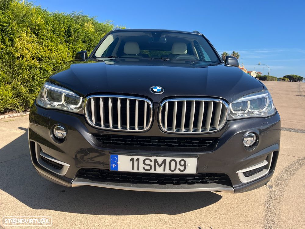 BMW X5 25 d sDrive Comfort 7L - 3