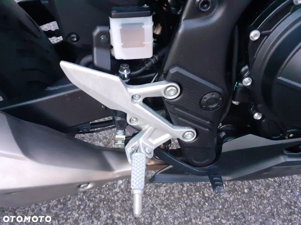 Honda CBR - 16