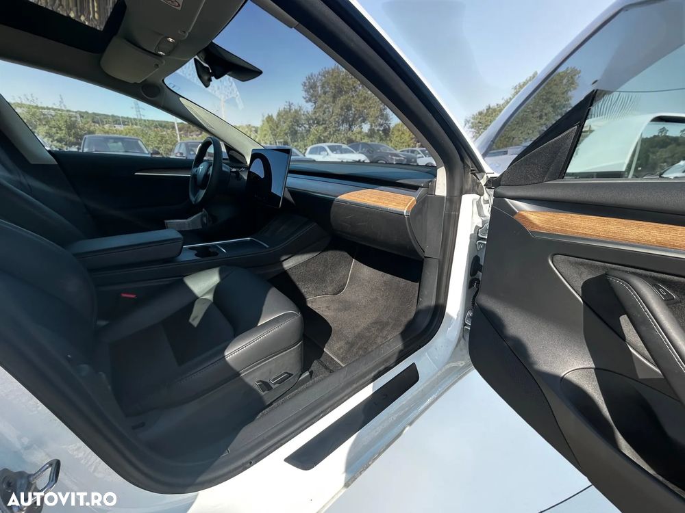 Tesla Model 3 Langstreckenbatterie Allradantrieb Dual Motor - 20