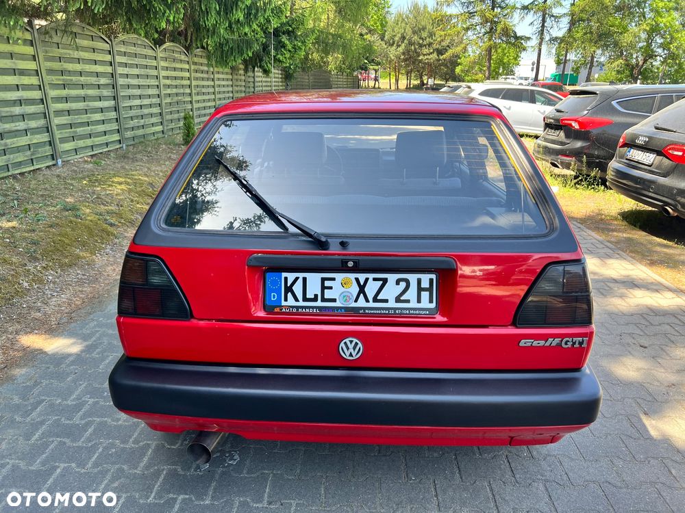 Volkswagen Golf - 16
