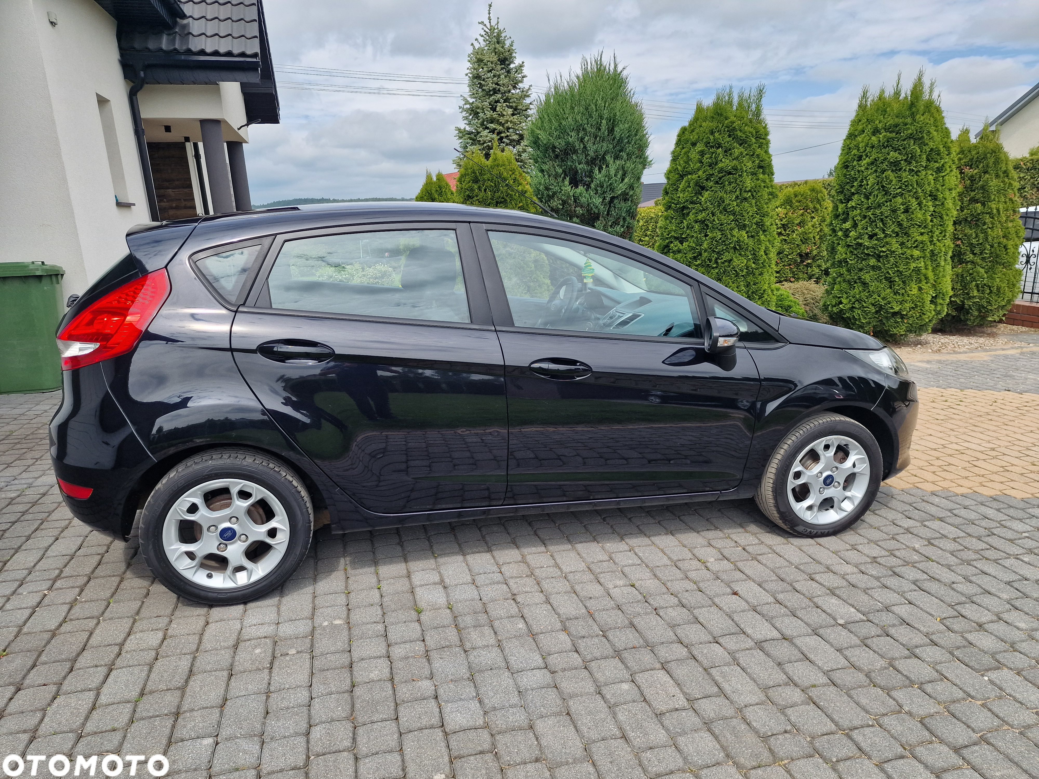 Ford Fiesta 1.25 Trend - 12