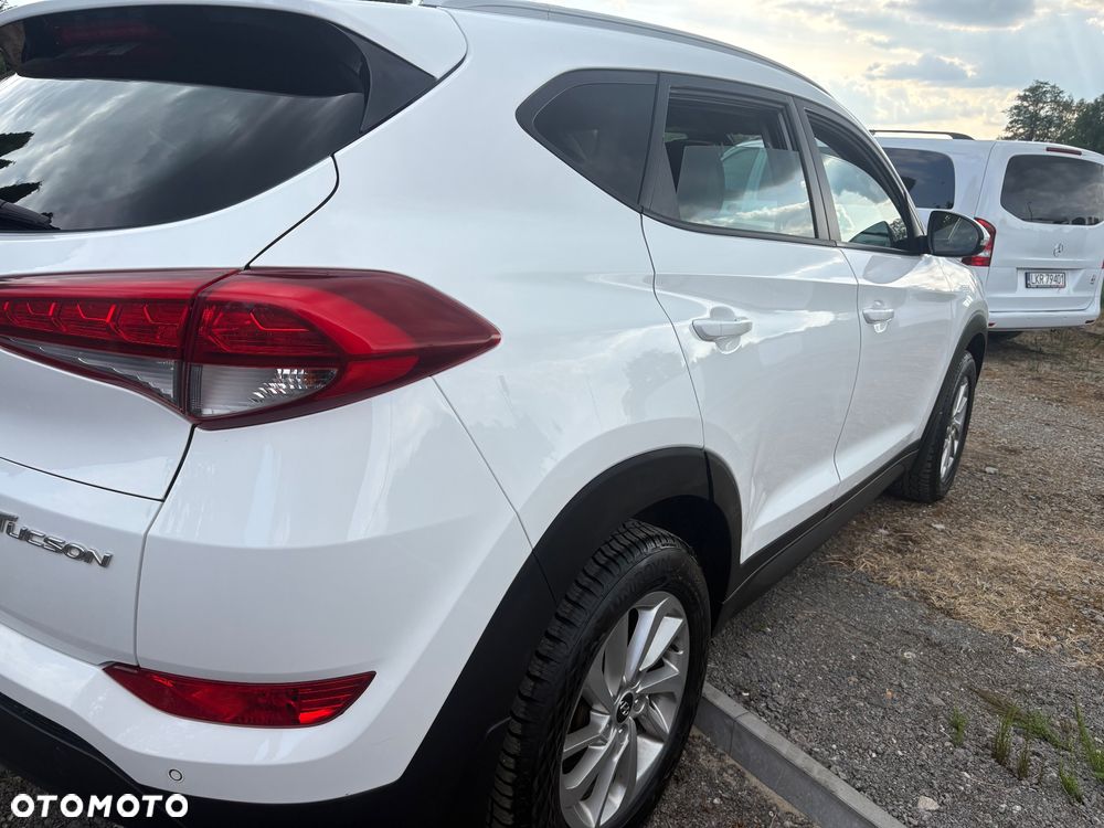 Hyundai Tucson 1.6 GDI BlueDrive Comfort 2WD - 37