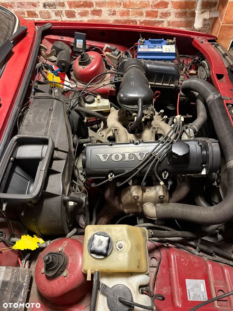 Volvo Seria 300 - 10