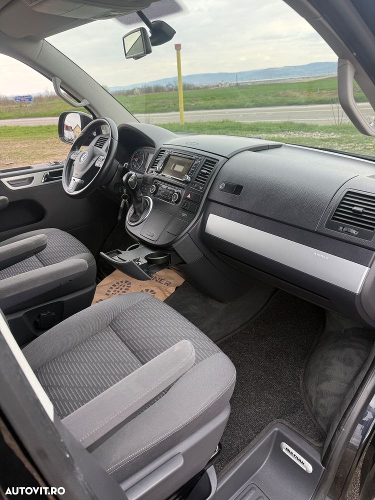 Volkswagen Transporter - 12