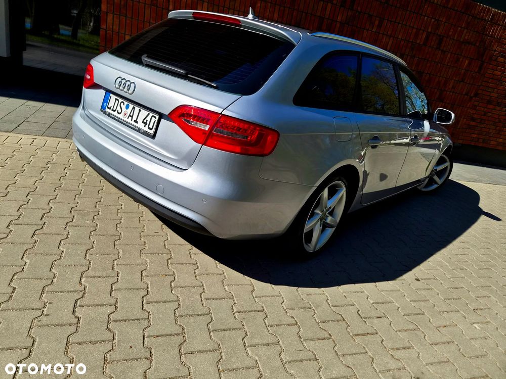 Audi A4 Avant 2.0 TDI ultra DPF Attraction - 15