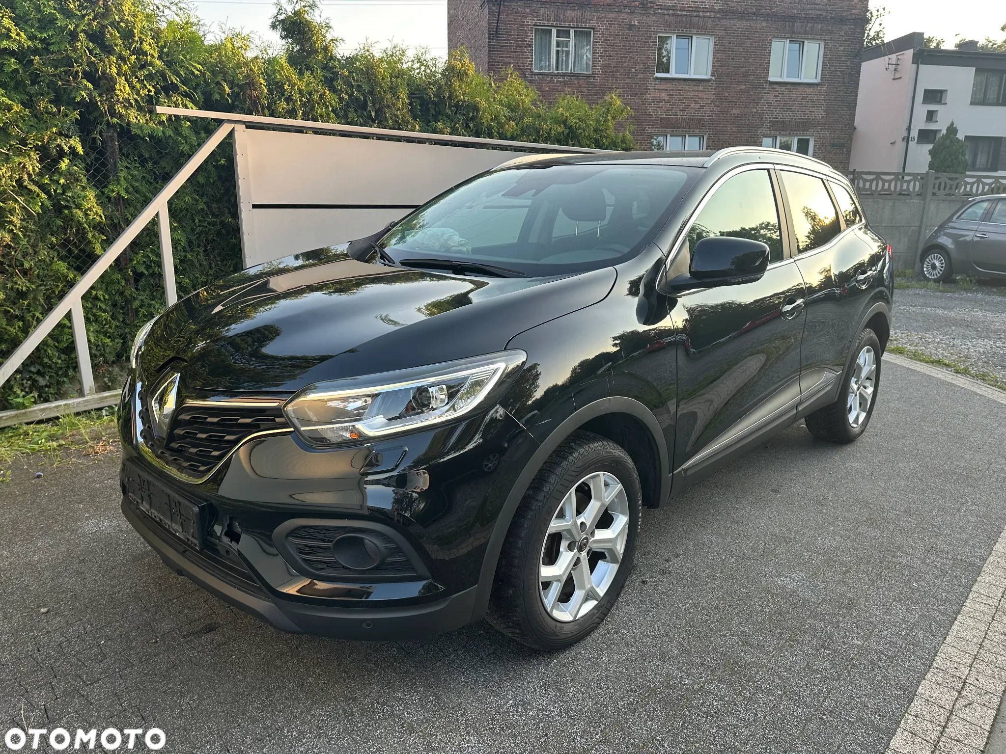 Renault Kadjar 1.3 TCe FAP Black Edition - 4