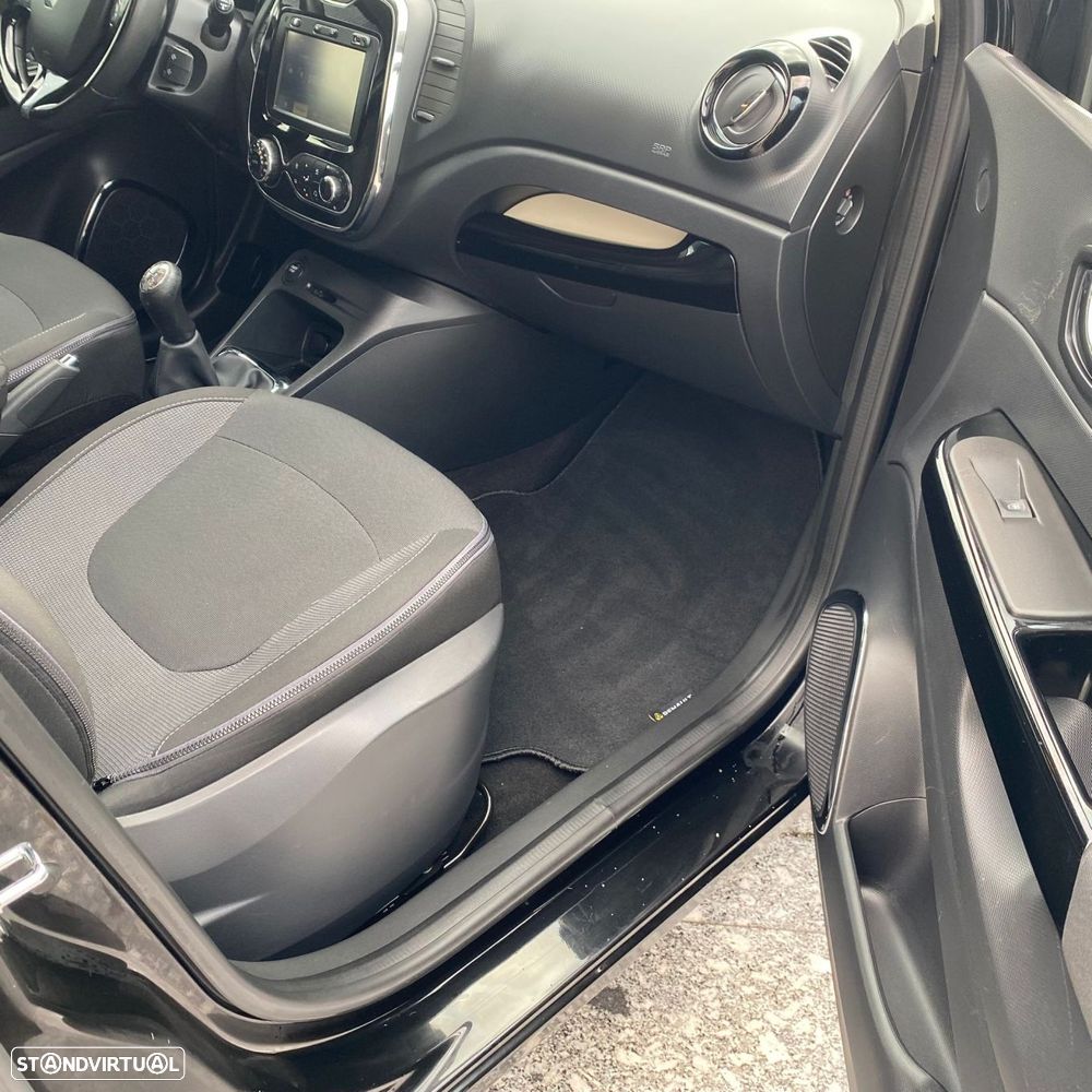 Renault Captur 0.9 TCE Exclusive - 34