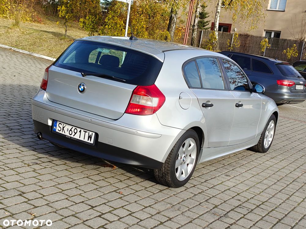 BMW Seria 1 116i - 16