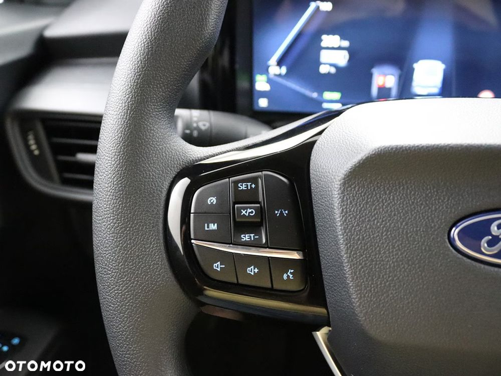 Ford E-Tourneo Courier - 11