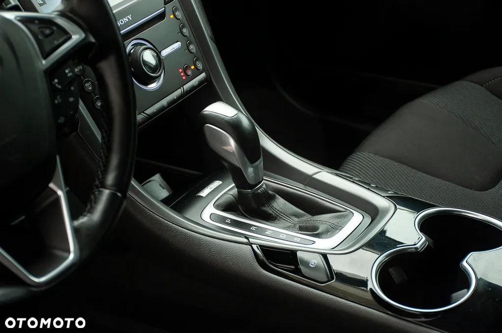 Ford Mondeo 2.0 TDCi STart-Stopp PowerShift-Aut Titanium - 33