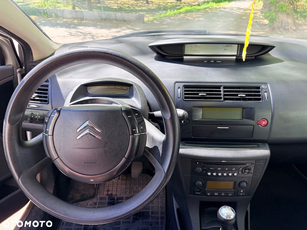 Citroën C4 1.6 HDi SX - 14