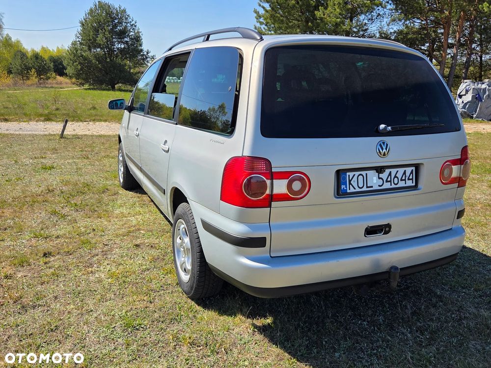 Volkswagen Sharan 1.9 TDI Family - 16