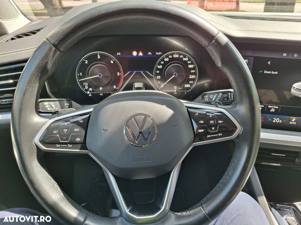 Volkswagen Touareg V6 TDI Style - 10