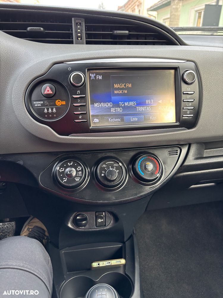 Toyota Yaris - 7