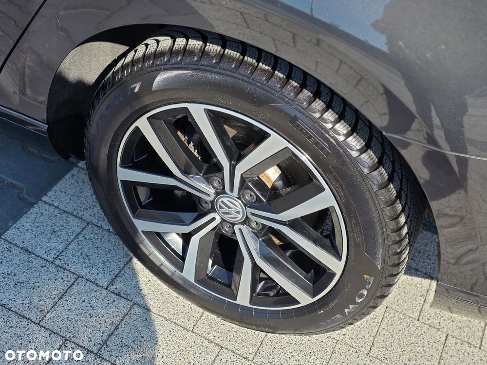 Volkswagen Passat 1.5 TSI EVO Highline DSG - 29