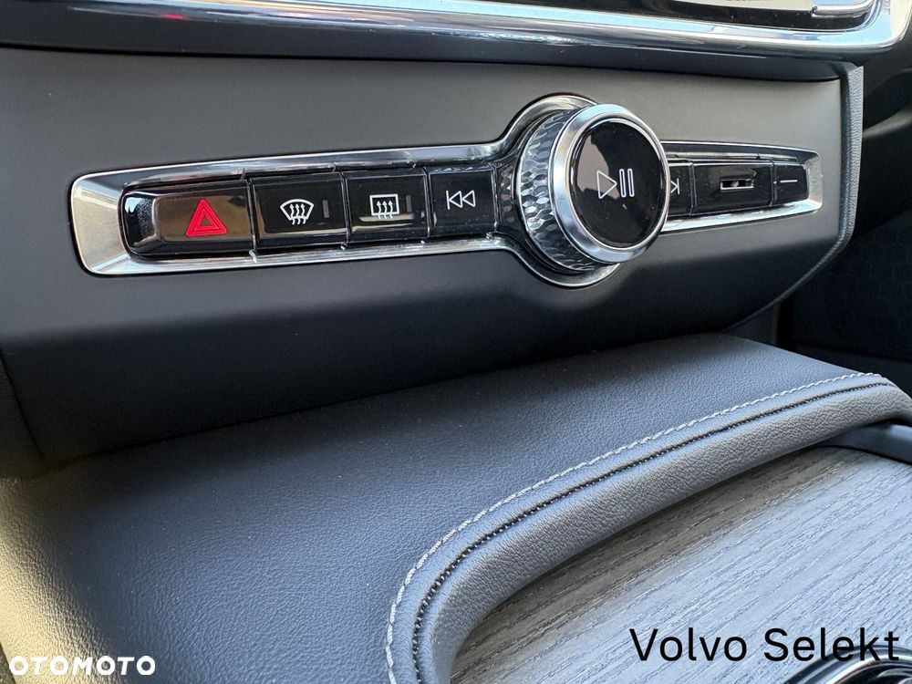 Volvo S90 - 17