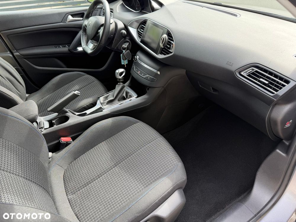 Peugeot 308 PureTech 110 Stop & Start Active Pack - 12