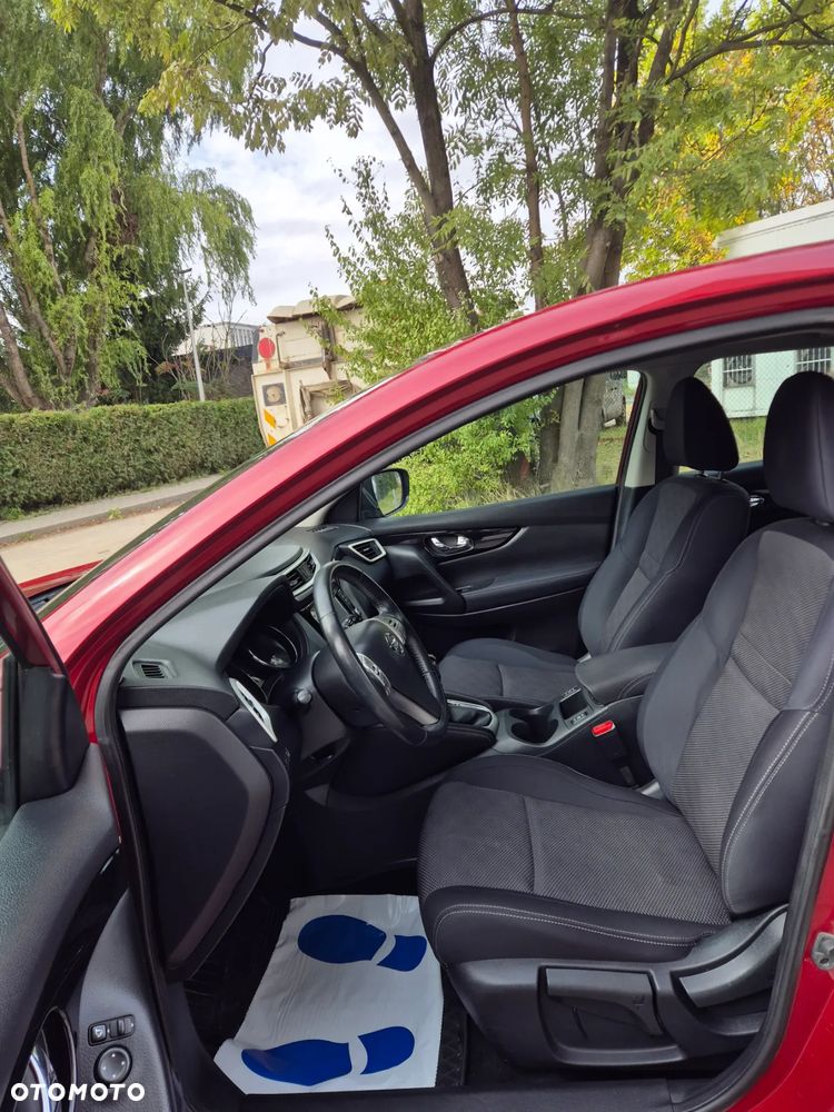 Nissan Qashqai 1.5 dCi N-Connecta EU6 - 16