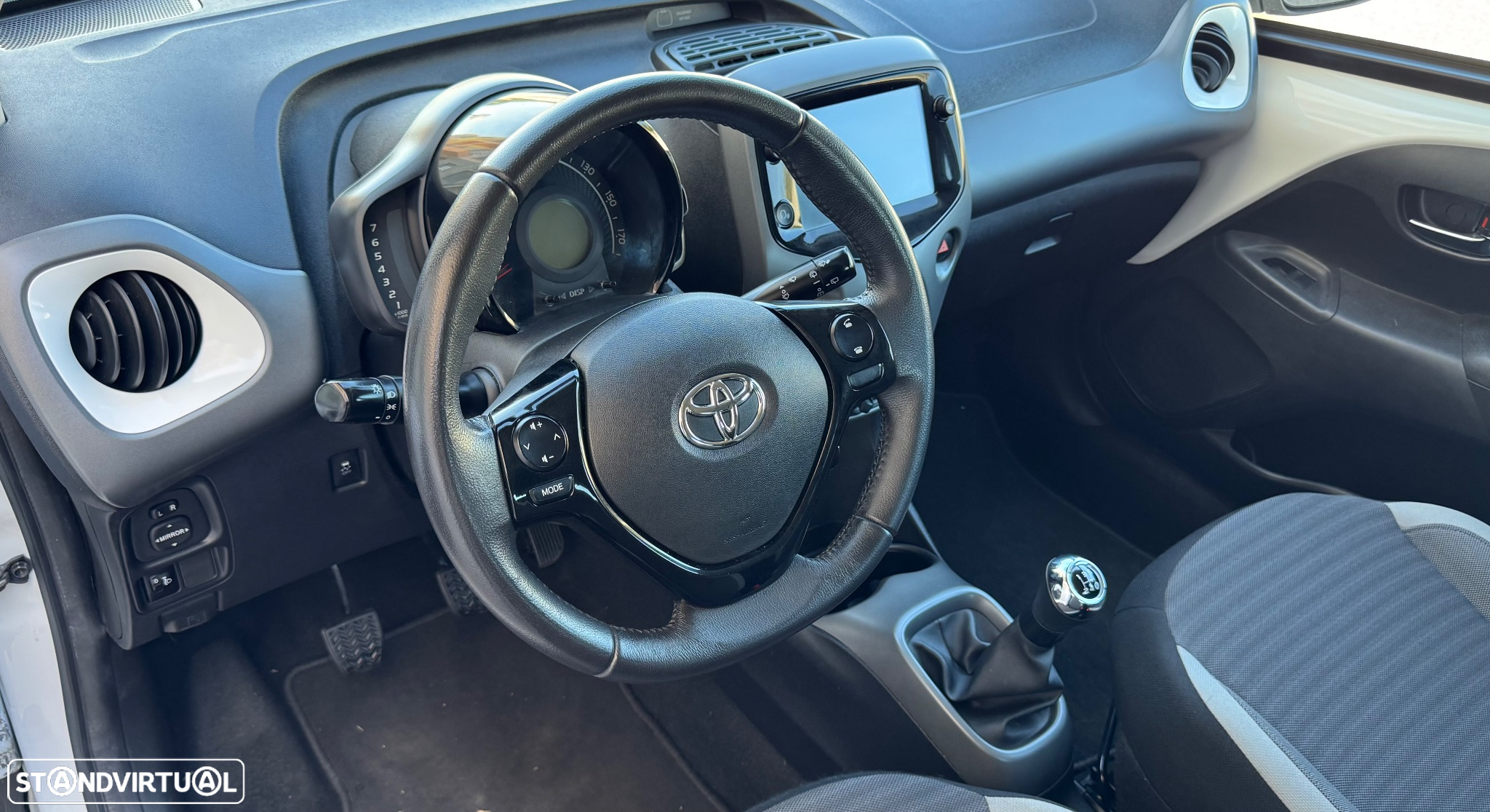 Toyota Aygo 1.0 X-Play+X-Touch - 22