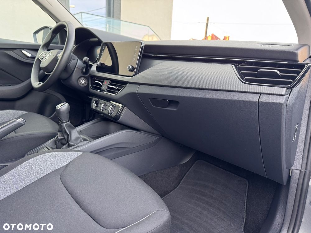 Skoda Kamiq 1.0 TSI Style - 25