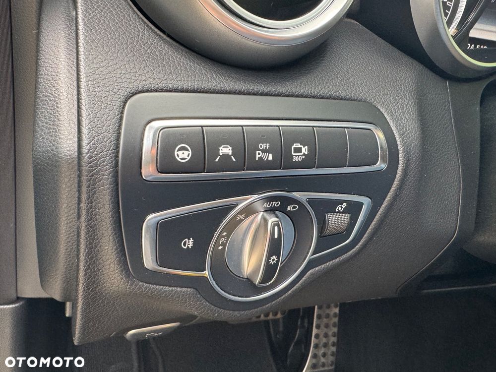 Mercedes-Benz Klasa C AMG 63 - 14