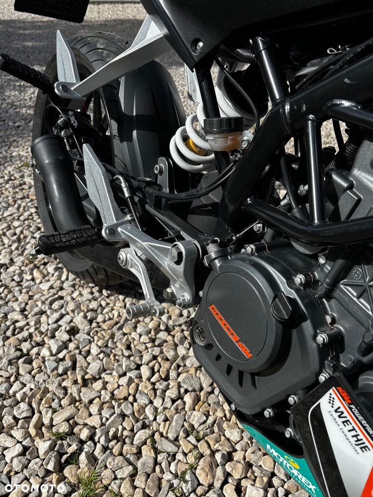 KTM Duke 125 - 10