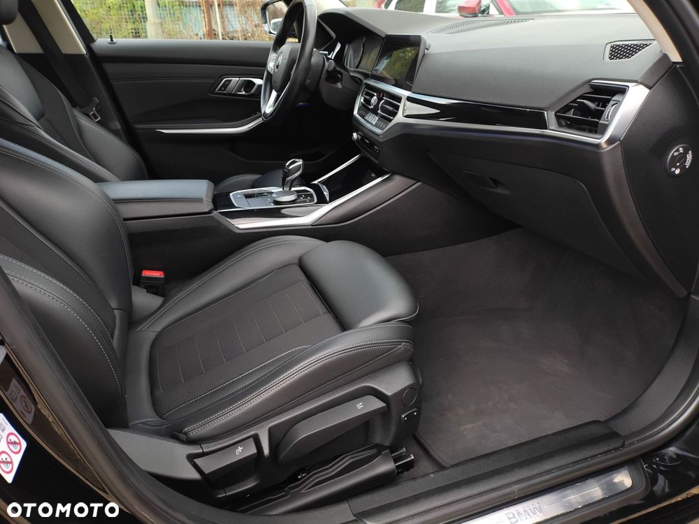 BMW Seria 3 - 20
