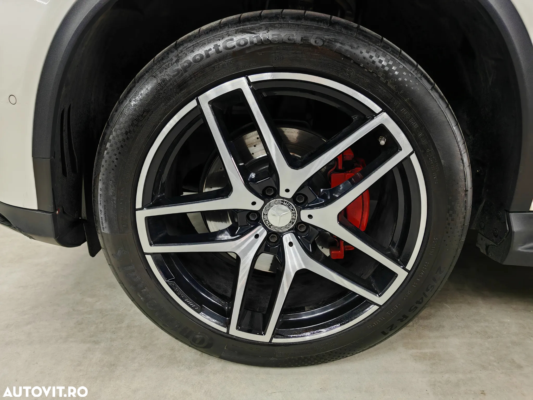 Mercedes-Benz GLE Coupe 350 d 4Matic 9G-TRONIC AMG Line - 36