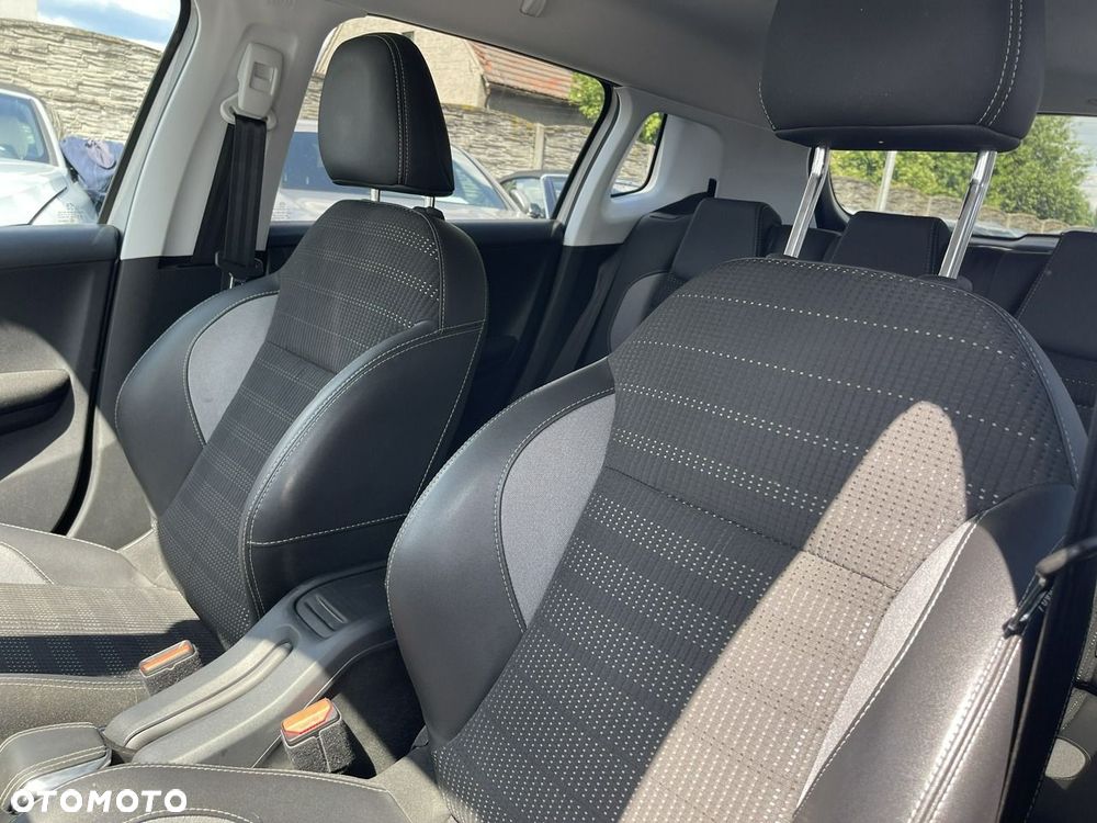 Peugeot 2008 1.2 Pure Tech GPF Allure S&S EAT6 - 14