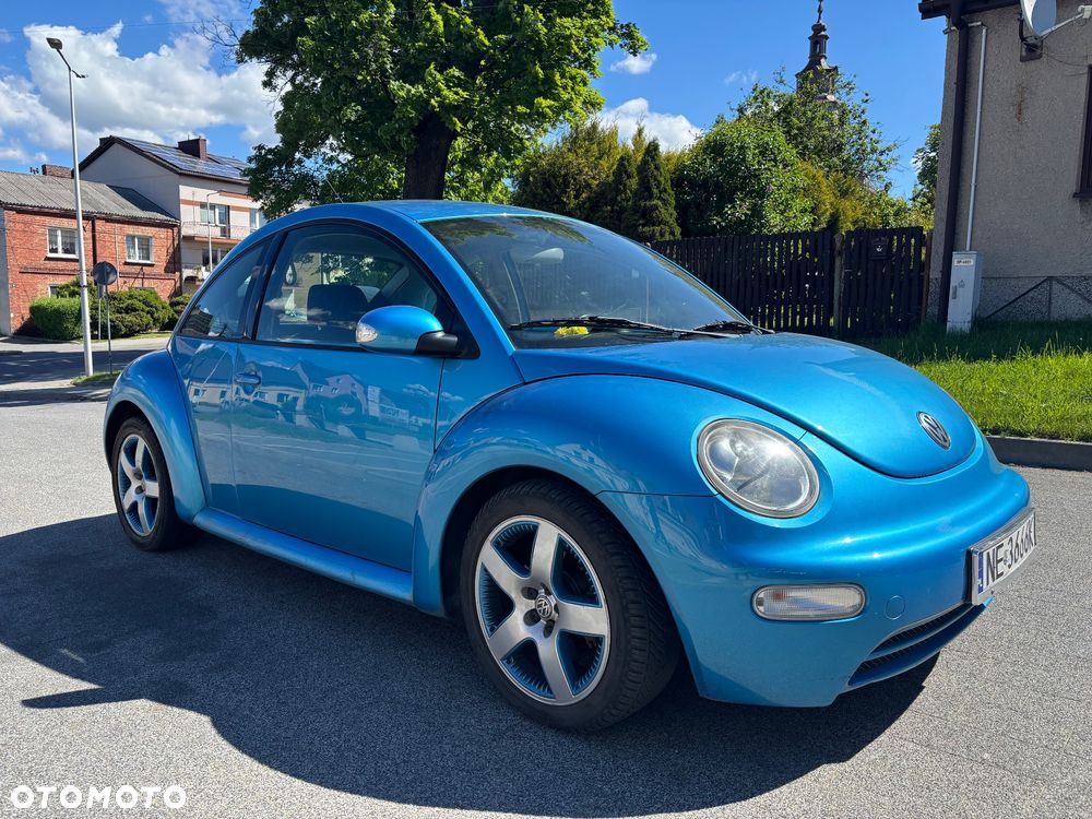 Volkswagen New Beetle - 2