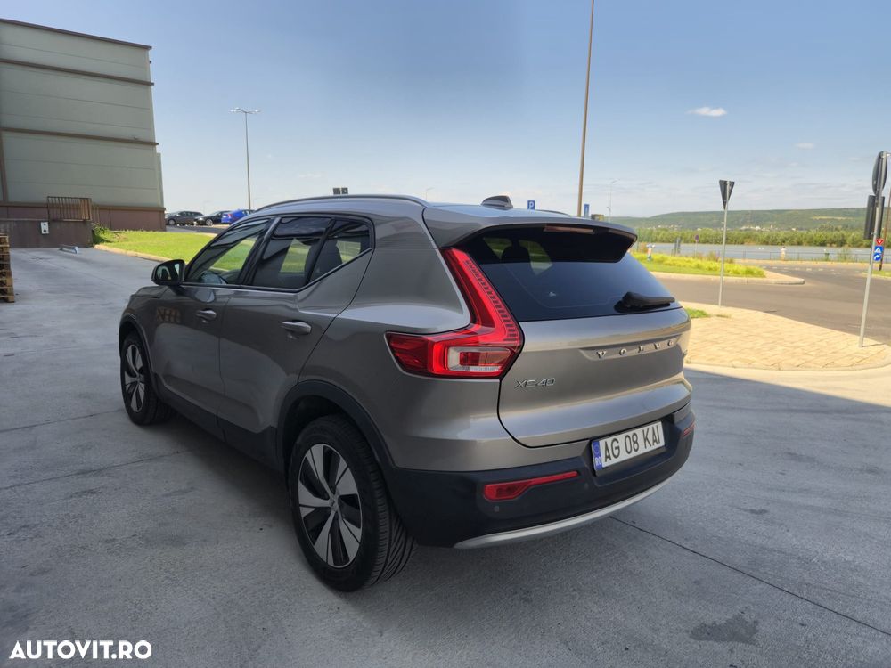 Volvo XC 40 D3 AWD Momentum - 4