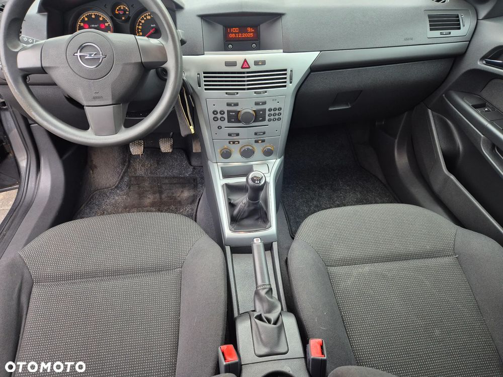 Opel Astra 1.4 Selection - 10