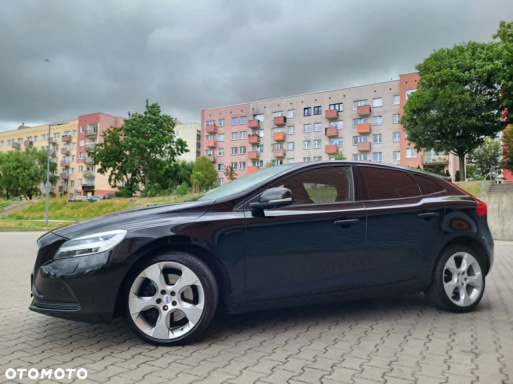 Volvo V40 D3 Geartronic Momentum - 21