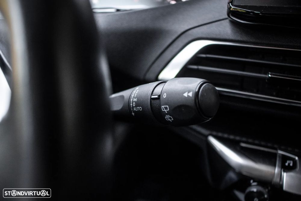 Peugeot 5008 PureTech 130 EAT8 Stop & Start Active - 17