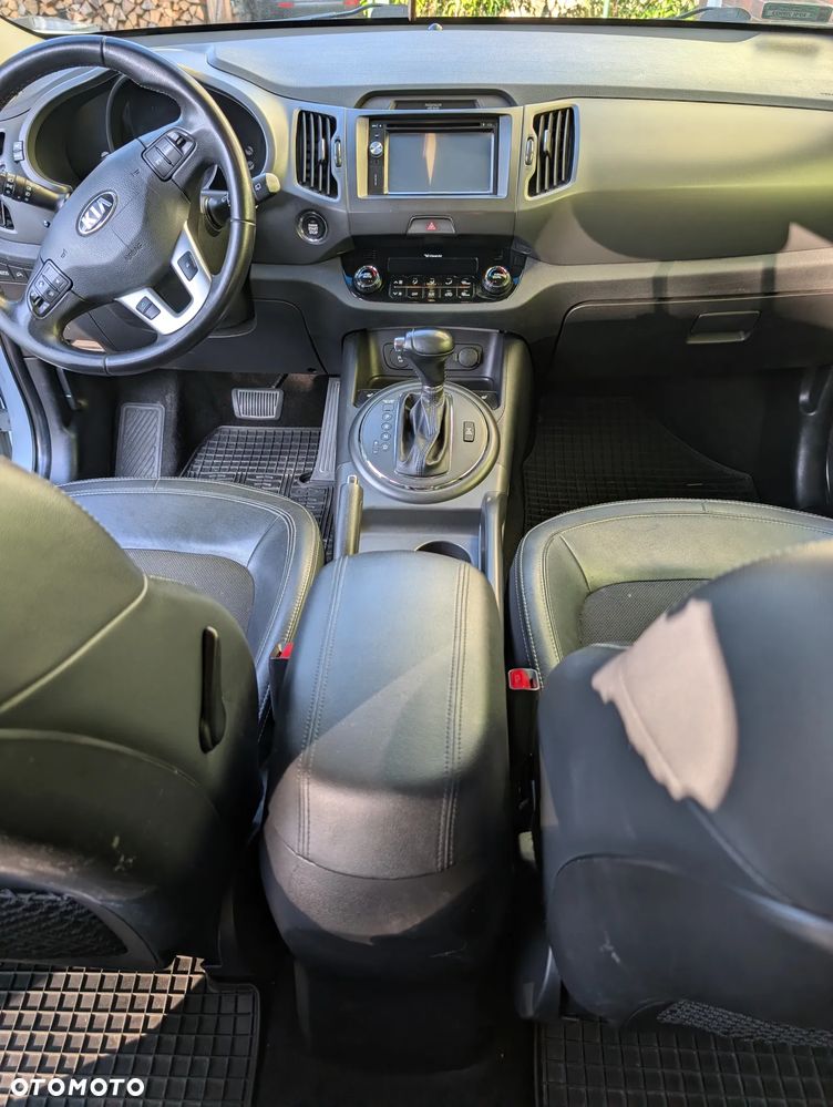 Kia Sportage 2.0 CRDI XL - 9