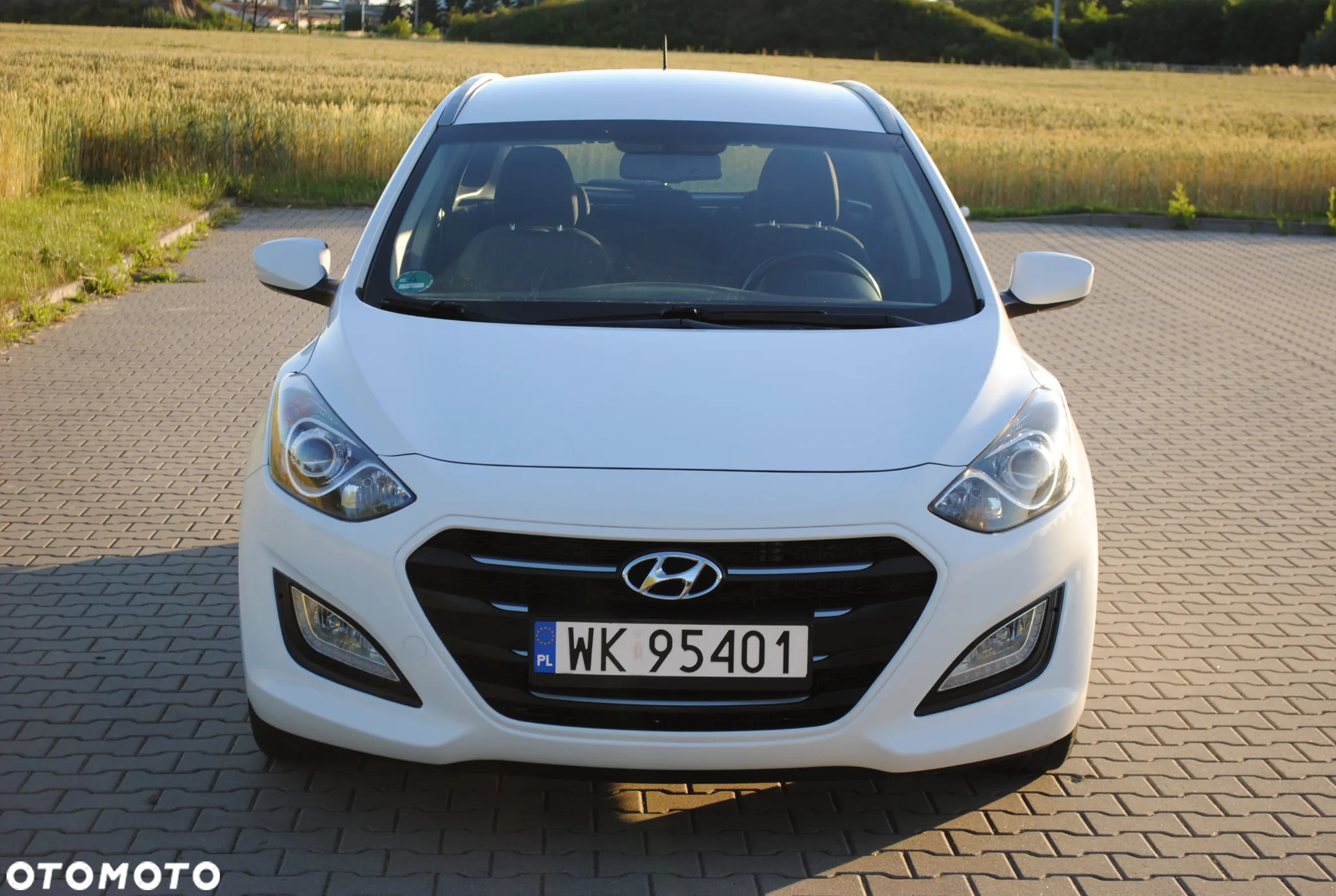Hyundai i30 1.6 D Premium - 32