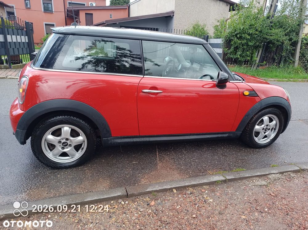 MINI ONE D - 8