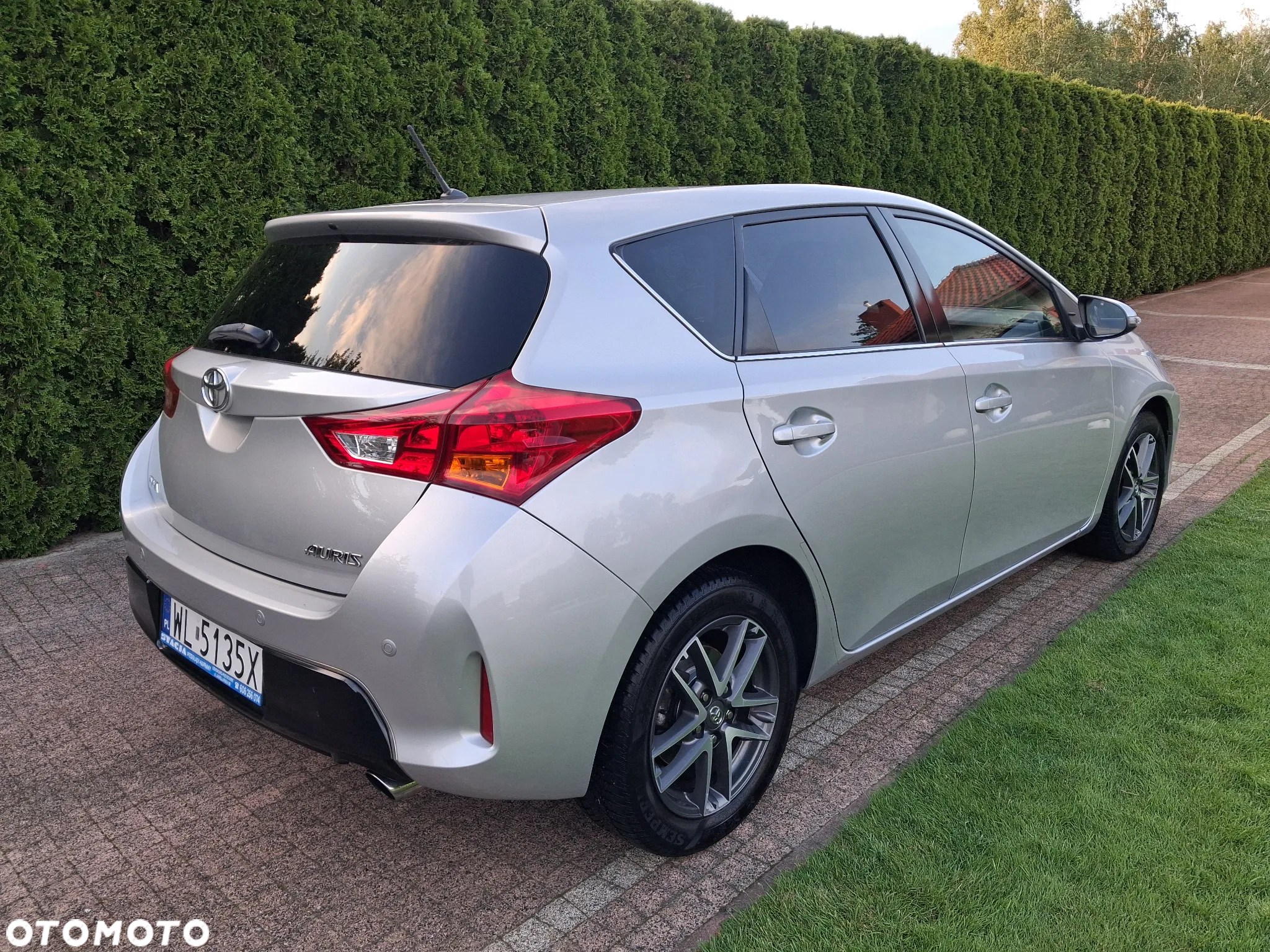 Toyota Auris 2.0 D-4D Edition - 3