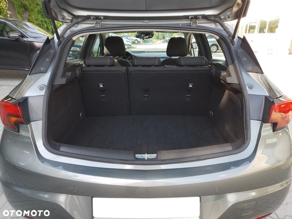 Opel Astra 1.2 T Edition S&S - 24
