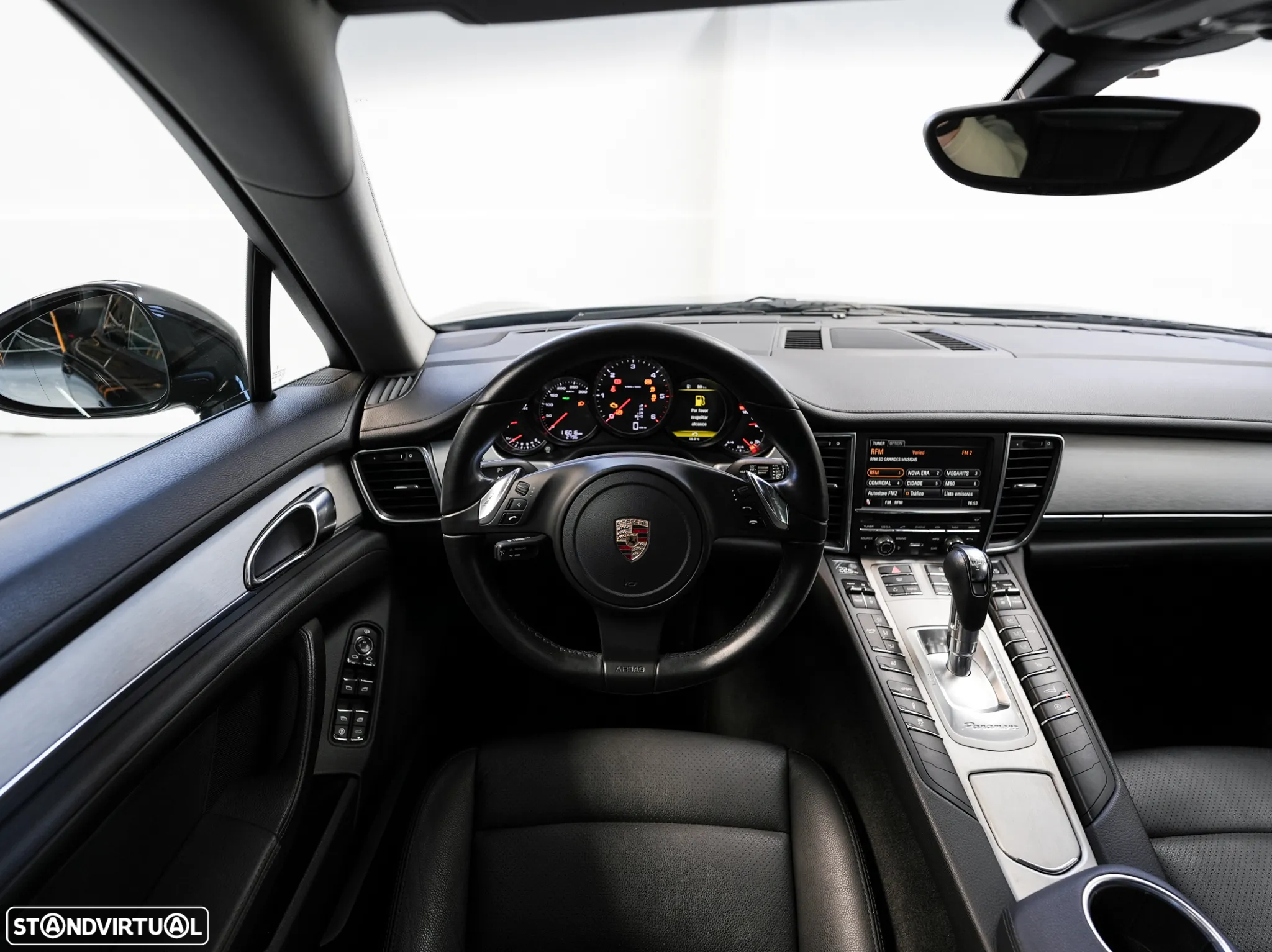 Porsche Panamera Platinum Edition - 2