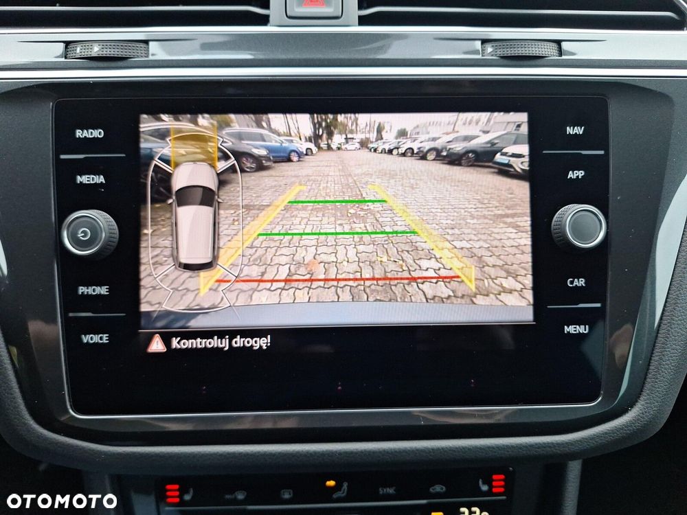 Volkswagen Tiguan - 27