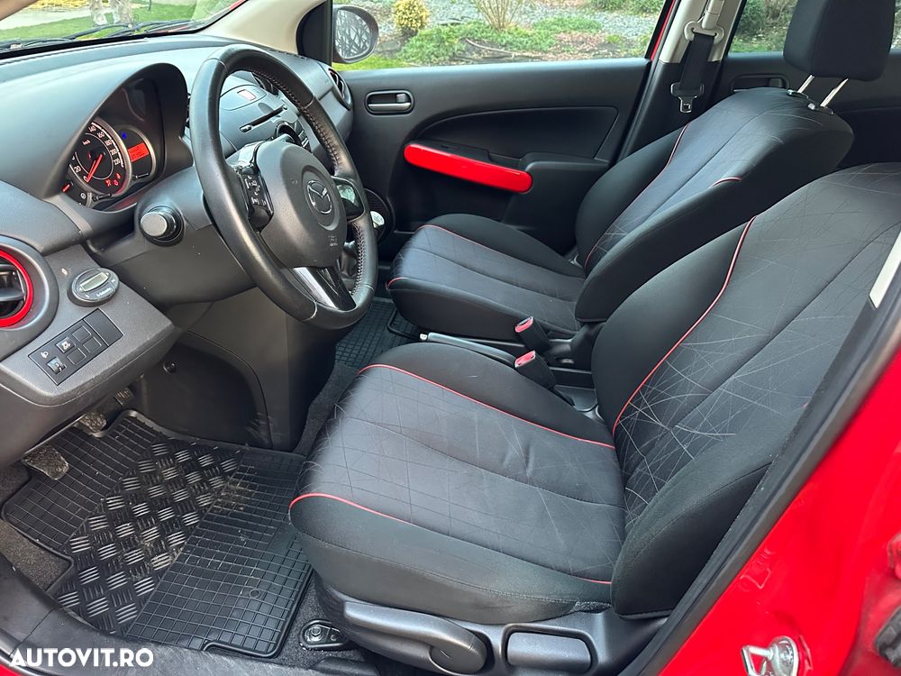 Mazda 2 - 6
