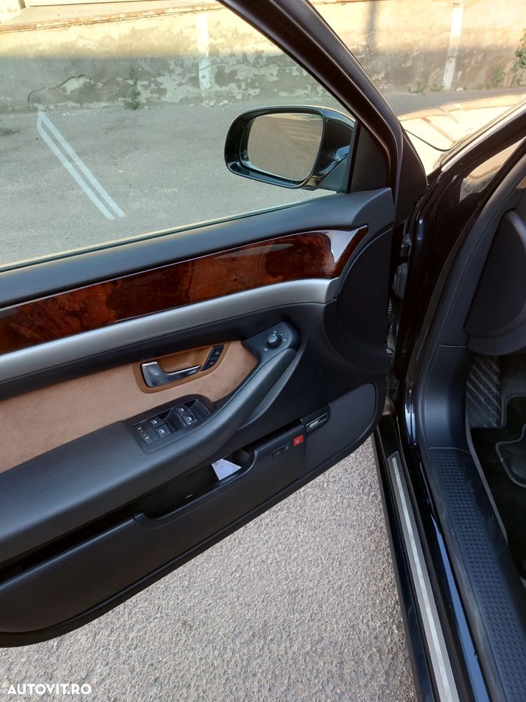 Audi A8 - 5