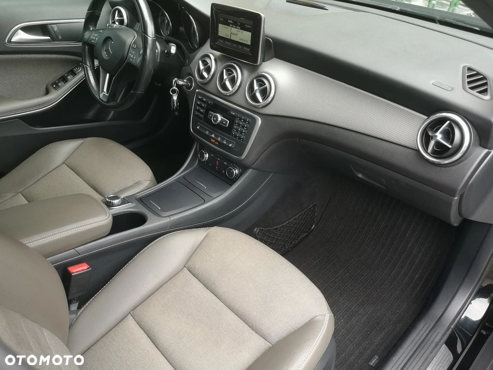Mercedes-Benz GLA 200 (CDI) d 7G-DCT Style - 15
