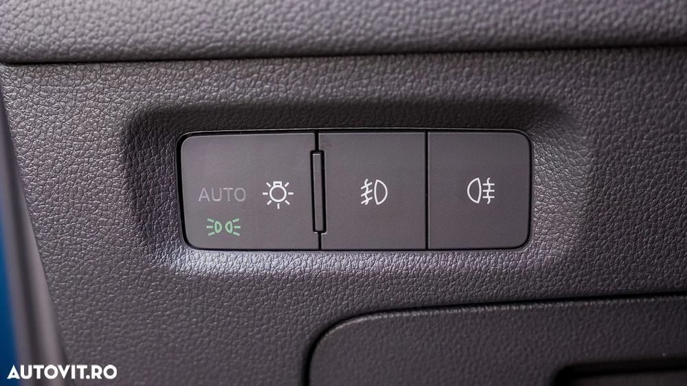 Skoda Octavia 2.0 TDI DSG Ambition - 26