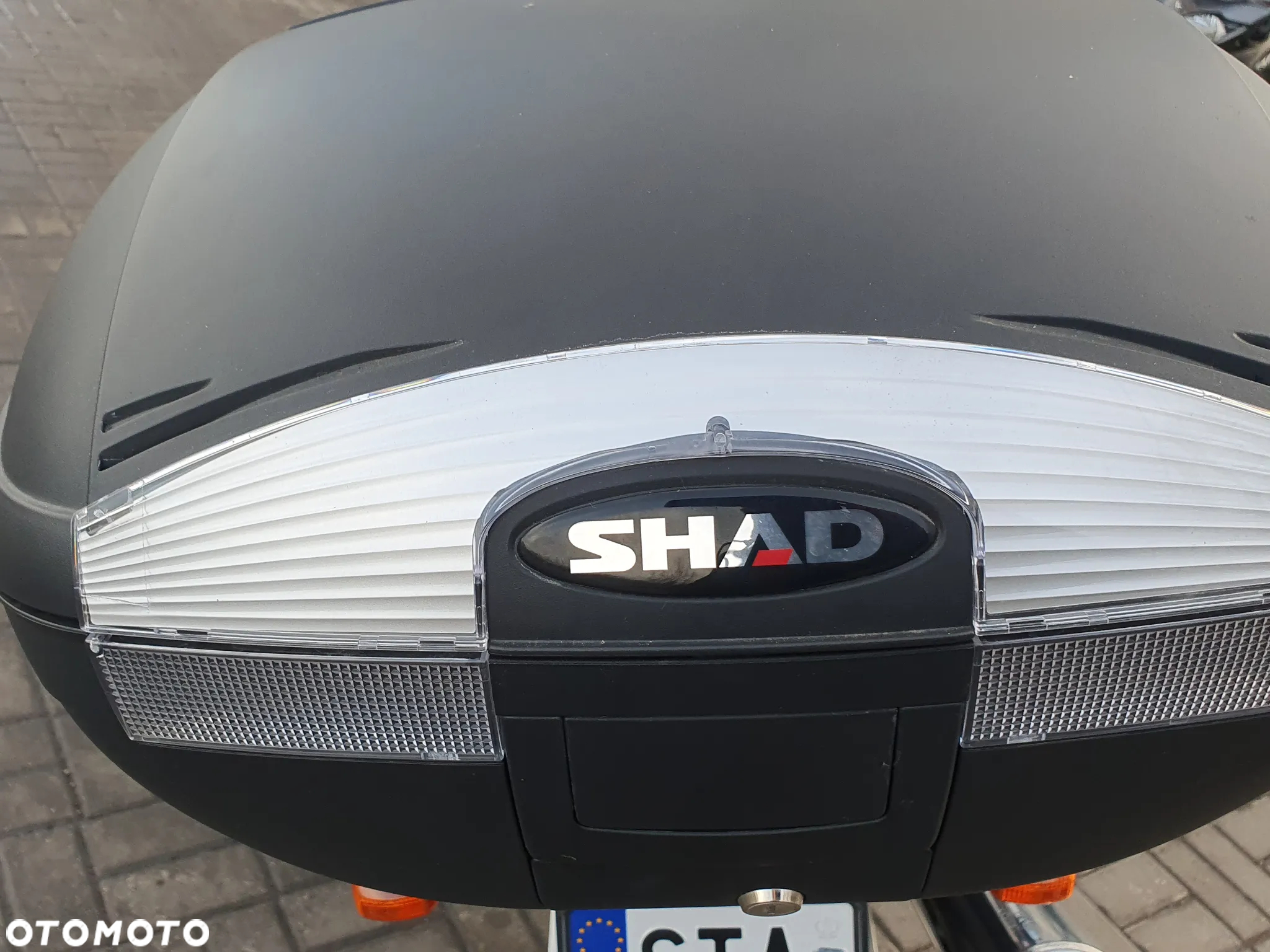 Yamaha FZS - 17