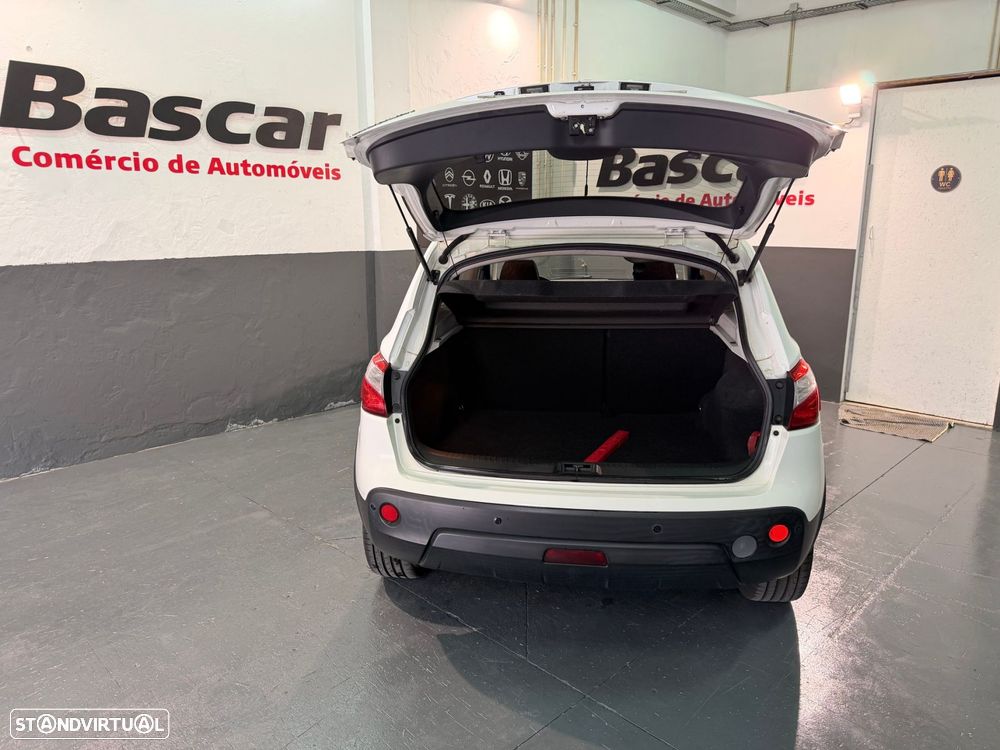 Nissan Qashqai 1.5 dCi Tekna NA+PI FPD - 8