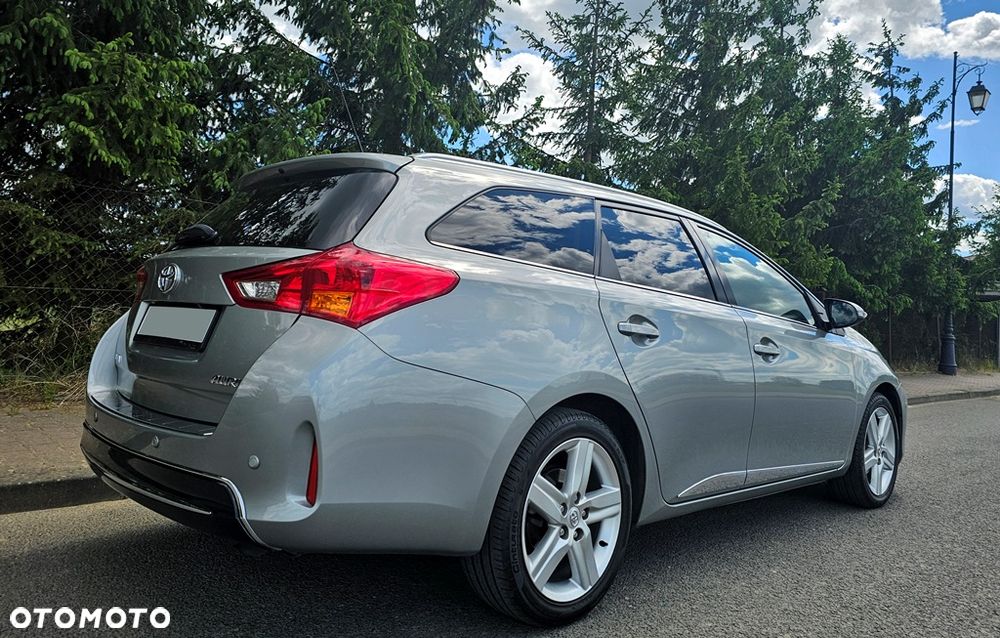 Toyota Auris 1.6 Prestige - 35